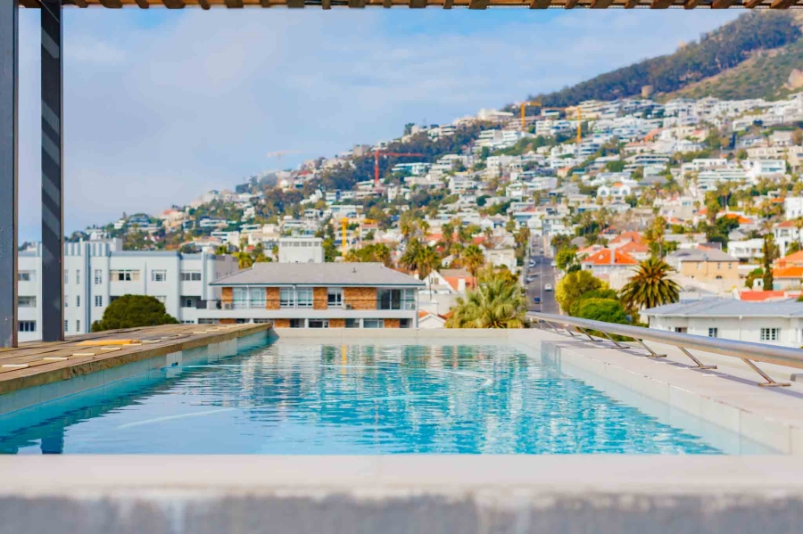 1 Bedroom Property for Sale in Sea Point Western Cape